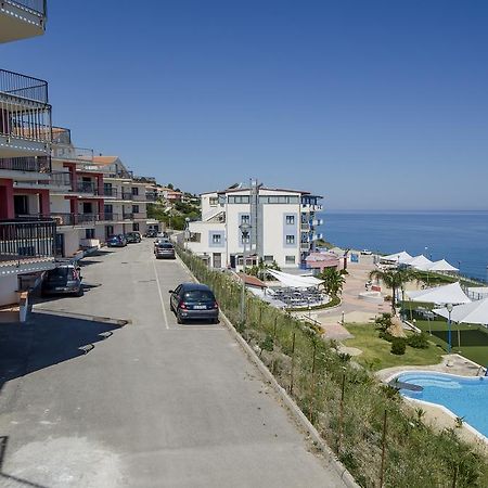 Tus'Hotel Apartments Tusa Luaran gambar