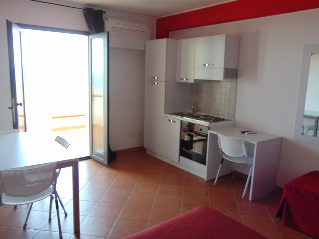 Tus'Hotel Apartments Tusa Luaran gambar